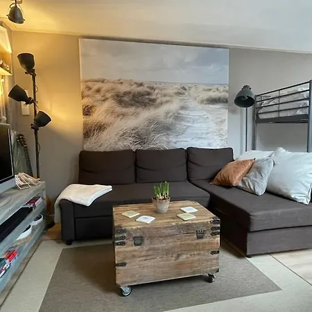Gastenverblijf Met Een Grote Veranda En Jacuzzi *