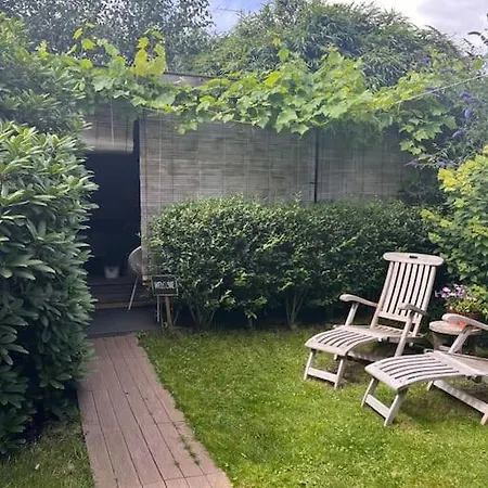 Gastenverblijf Met Een Grote Veranda En Jacuzzi Leidschendam