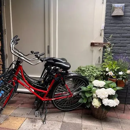Gastenverblijf Met Een Grote Veranda En Jacuzzi Apartment Leidschendam
